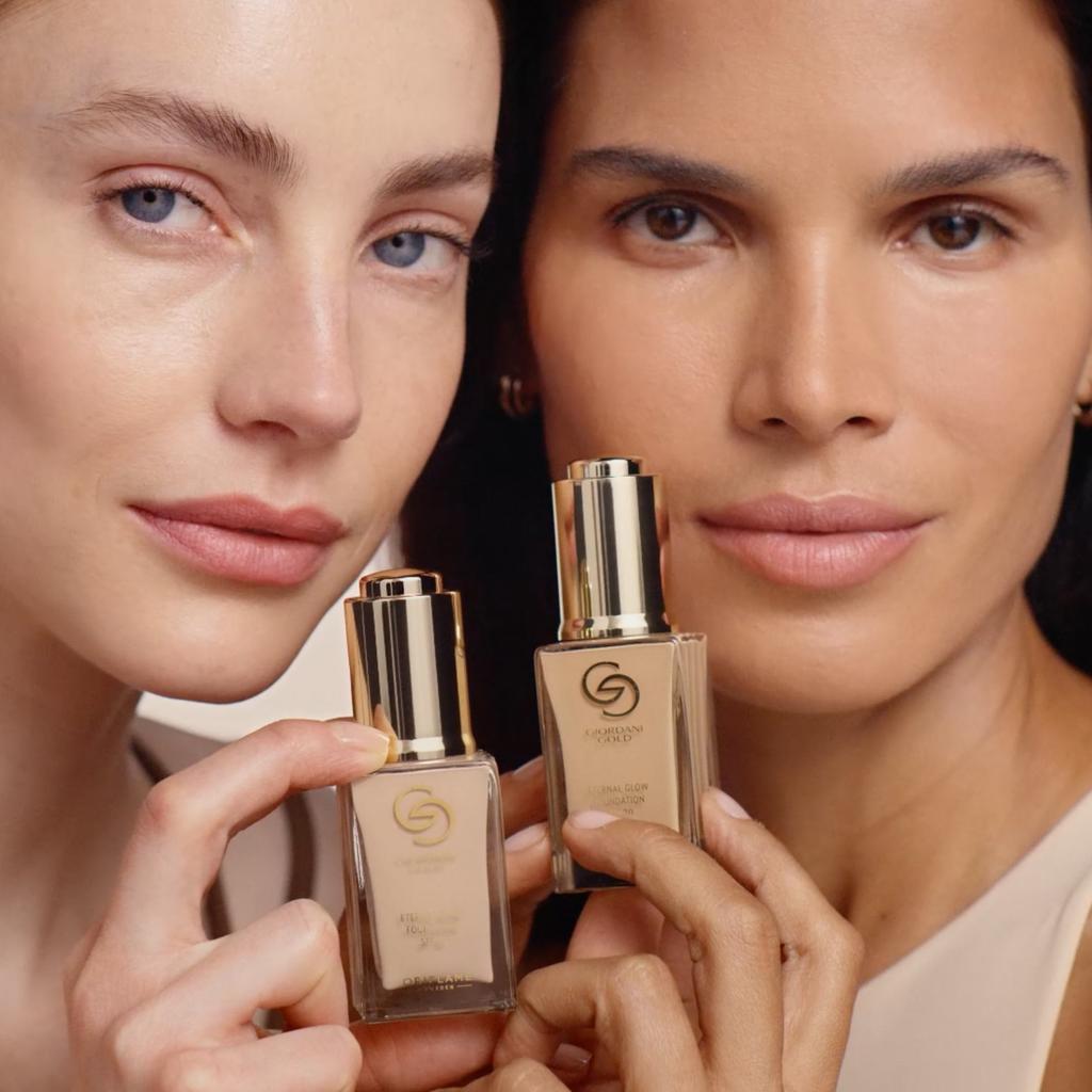 Oriflame Giordani Gold Eternal Glow Foundation Spf 25 - Vanilla Neutral 30 Ml