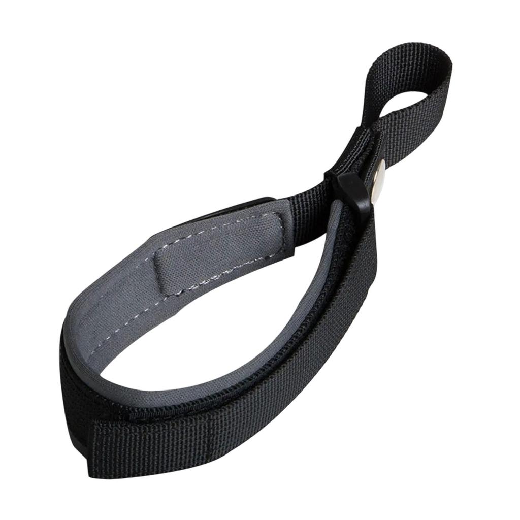 Регулируемый поводок для собаки с ремешком на запястье для надежного захвата при выгуле, черный, прочная конструкция, мягкий ремешок