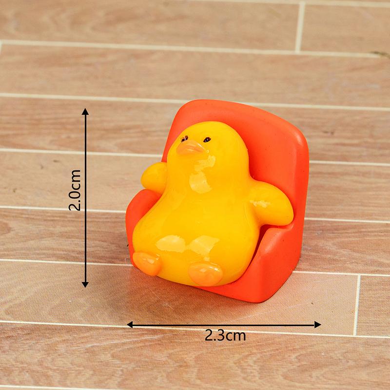 Мультяшная новинка, фигурка утки, милая статуэтка утки, кавайное мини-украшение в виде животного, креативное украшение для дома своими руками, аксессуары, подарки