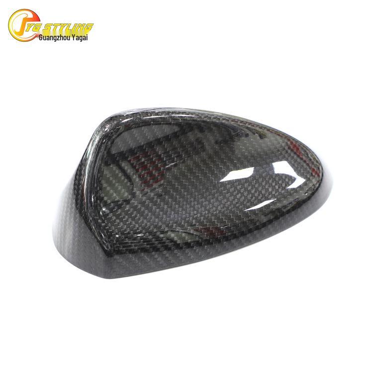 Накладка на антенну из углеродного волокна Alfa Romeo Giulia Stelvio