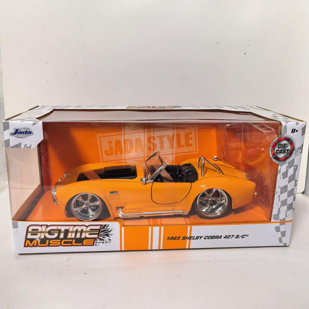 1:24 1965 Shelby Cobra 427 S/C Сплав Литье под давлением Модель Спортивного Автомобиля, Коллекционная Игрушка для Игр Детей и Подарок на День Рождения Парню