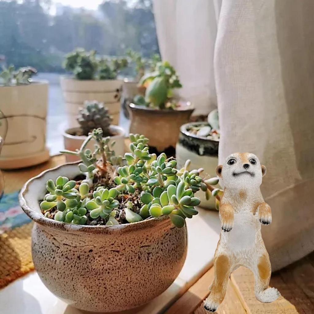 Meerkat Garden Animal Statue Housewarming Gift Funny Meerkat Figurine for Balcony Home Decoration Tabletop Outside Garden Decor