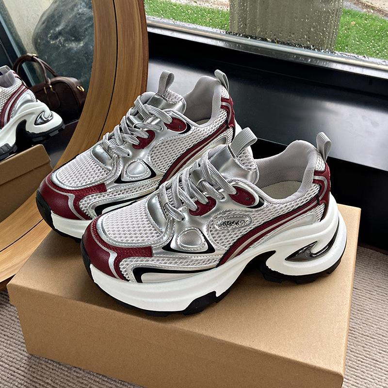 Серебристые кроссовки на толстой подошве, увеличивающие рост, женские, новинка 2025 года, весенне-осенние, маленькие, повседневные, спортивные женские туфли