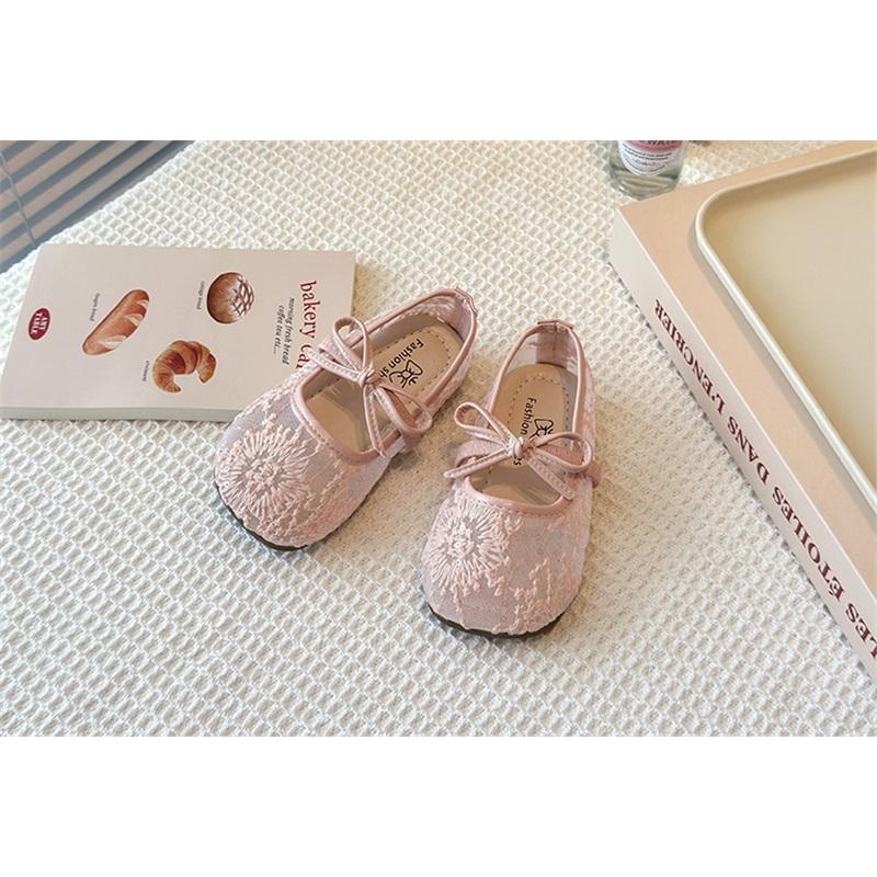 Дышащие туфли-балетки из кружевной сетки для девочек с бантом, весенне-летние детские туфли, стильные удобные балетки для девочек