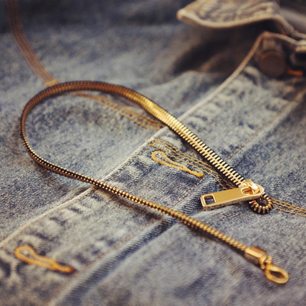 Choker Zipper Necklace Hip-hop Clavicle Necklace Fashion Pull-able Zipper Sweater Chain Couple