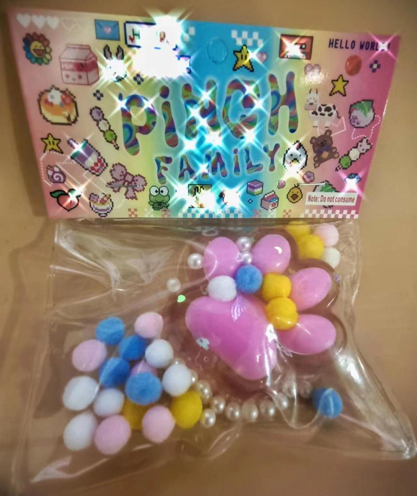 Медленный отскок плюшевой кошачьей лапы декомпрессионная игрушка симуляция