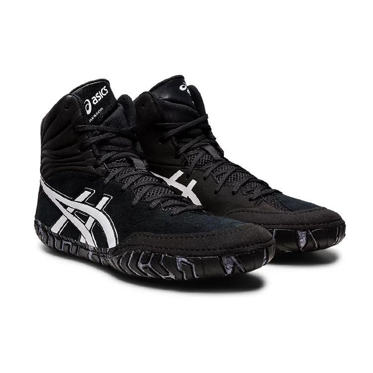 Asics Aggressor 5 Черно-белые мужские кроссовки 1081A048-001