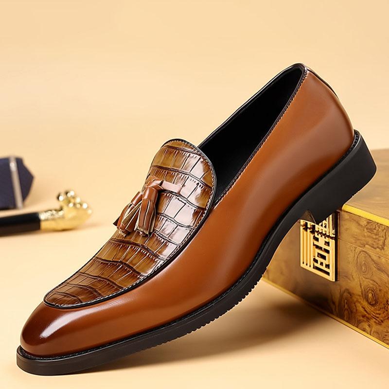 Британские Мужские Остроносые Кожаные Туфли с Узором под Крокодила Business Casual Для Мужчин Лоферы с Кисточками Формальная Свадебная Обувь