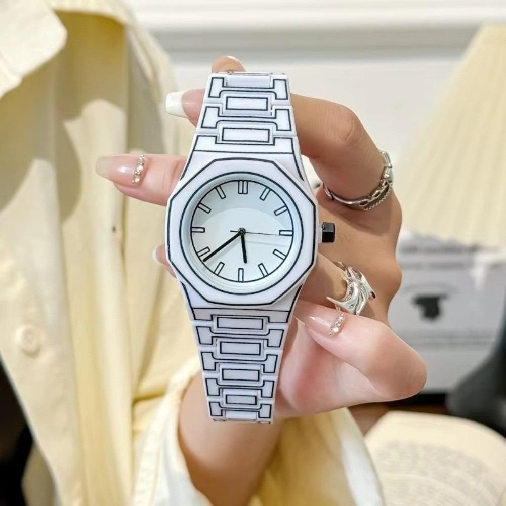 Silicone Strap Men's and Women's Quartz Watch Casual Wristwatch Fashion Sports Watch Unisex
