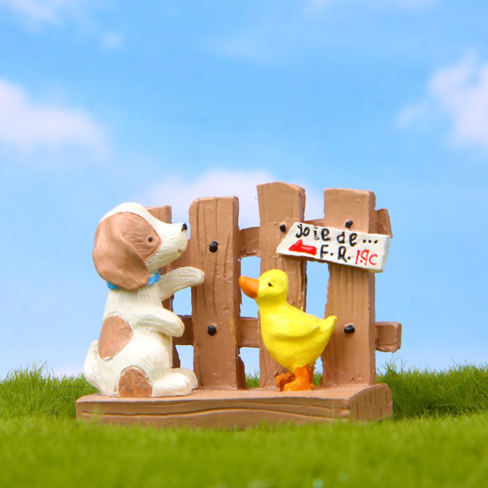 Cartoon Fence Cute Duck Dog Mini Model Ornament For Home And Decoration Garden
