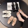 Pinch your feet and wear your toes, shoes, wedges, flip-flops, sandals, new height-increasing sandals, simple in summer