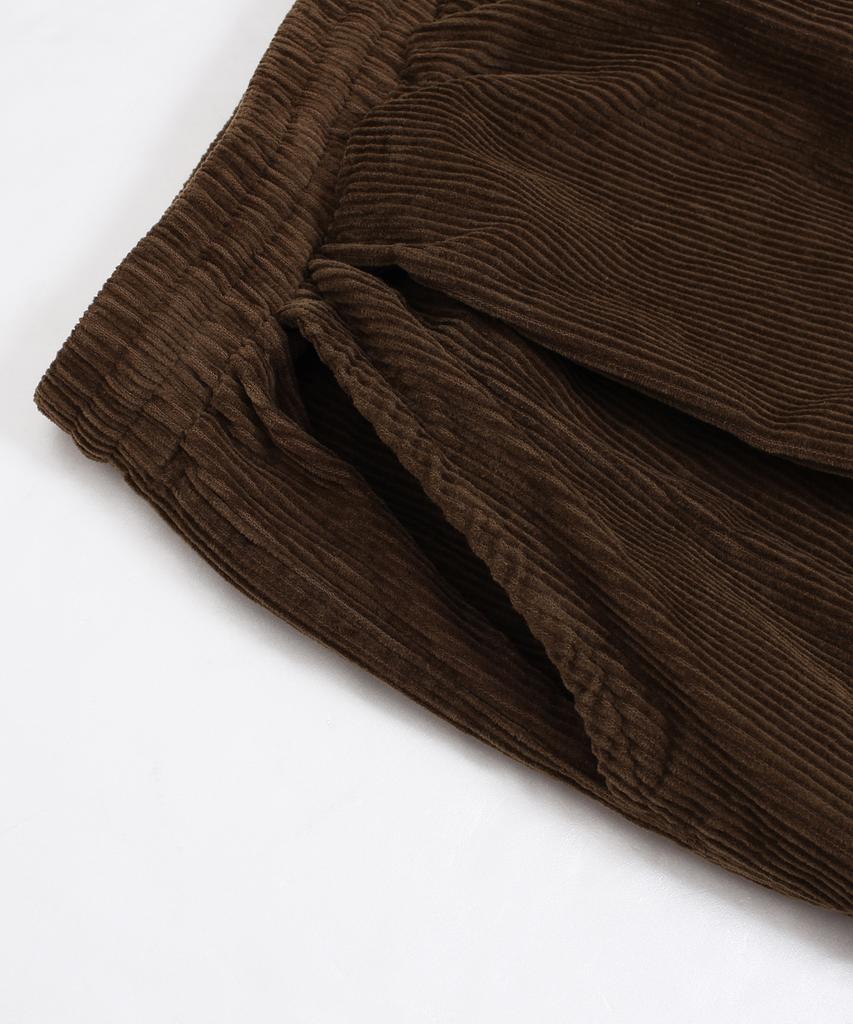 CAMEL WORK Wide Corduroy Cut Cargo Pants (Brown)