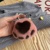 Шарм в виде кошачьей лапки из натурального меха - Плюшевый брелок из кроличьего меха и подвеска для сумки