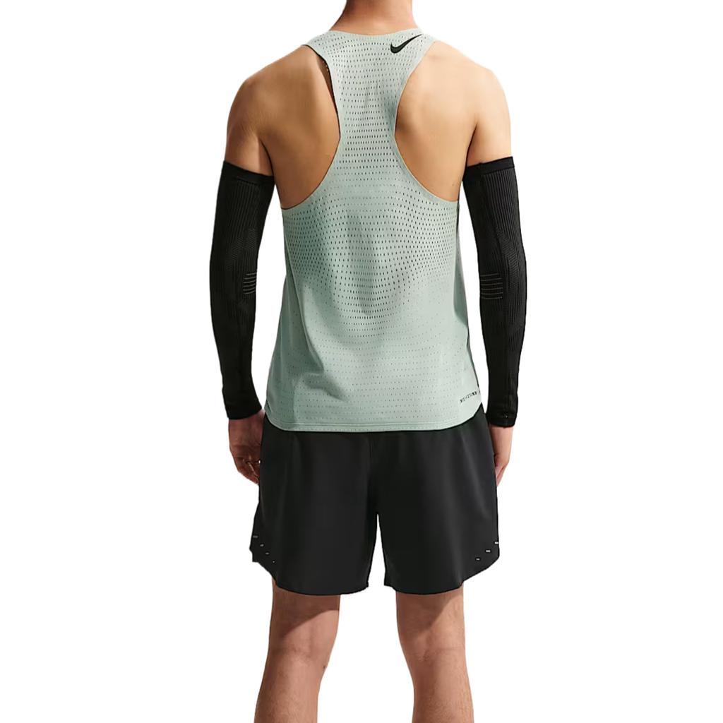 Nike Мужская майка для бега AEROSWIFT FN4232-006
