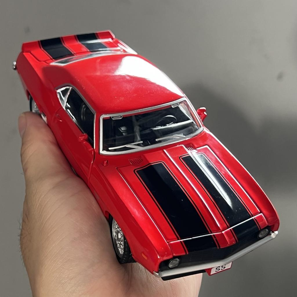 1:32 Chevrolet Camaro SS 350 1969 Super Classic Sports Cars Alloy Metal Diecast Model Car Home Trendy Toys Ornaments Holiday Boy