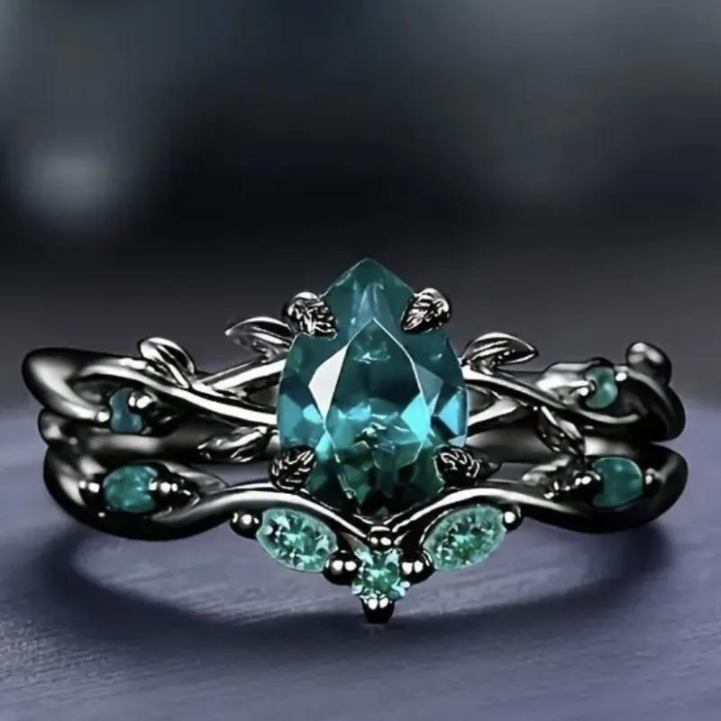 Vintage Black Color Water Droplet Inlaid with Green Zircon Set of Rings Fashion Geometry Party Women's Ring Jewelry Sets