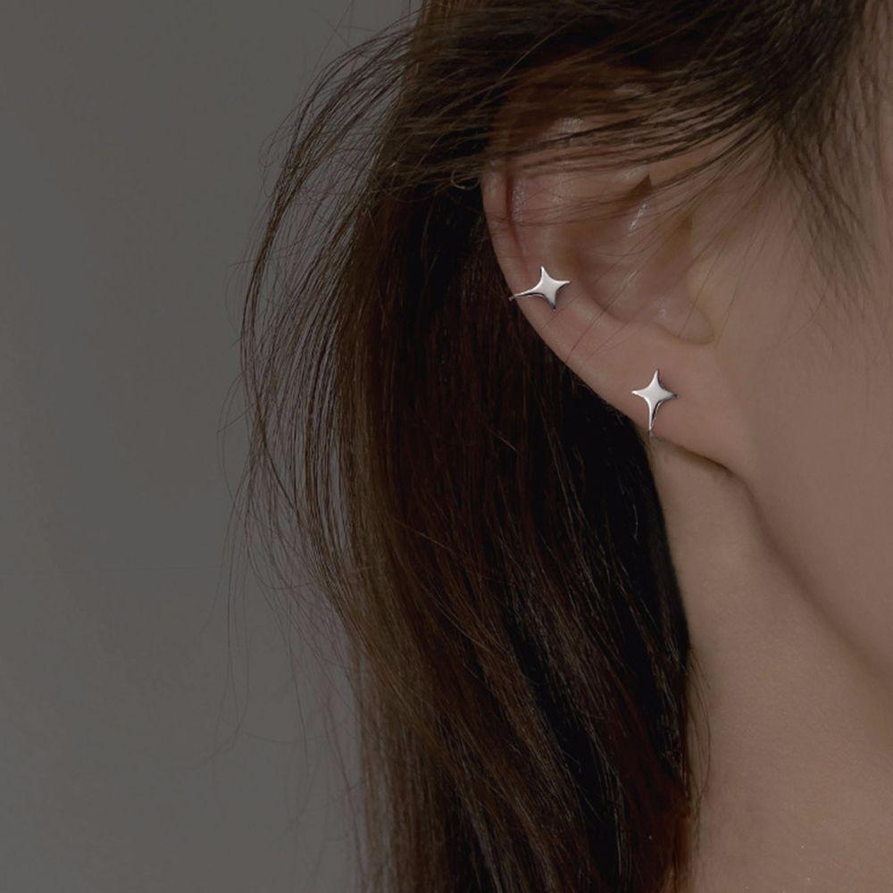 Fashion Jewelry Ear Cuff Silver Color Cartilage Stud Star Ear Clips Korean Style Women Earrings