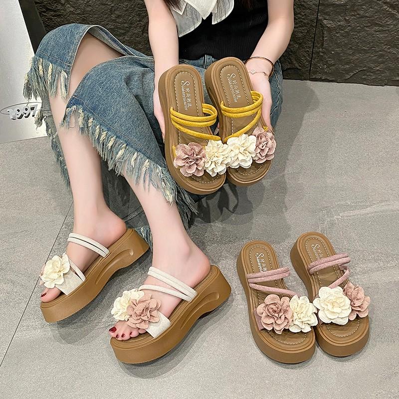 Fashion Women's New Flower Small Figure High Platform Sandals Wear Soft-soled Non-slip Beautiful Cool Slippers In Summer