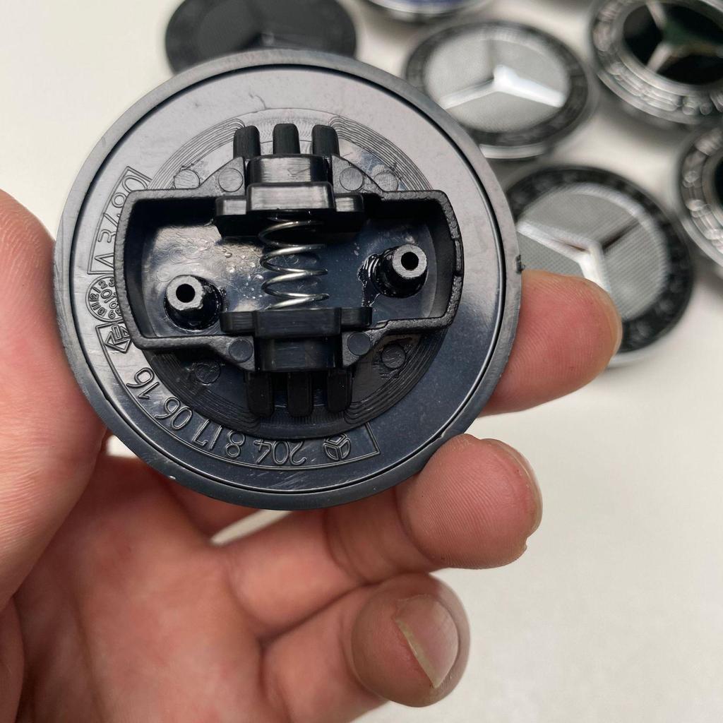 Декоративная эмблема на капот Mercedes-Benz для моделей GLC, GLK, CLA, CLS