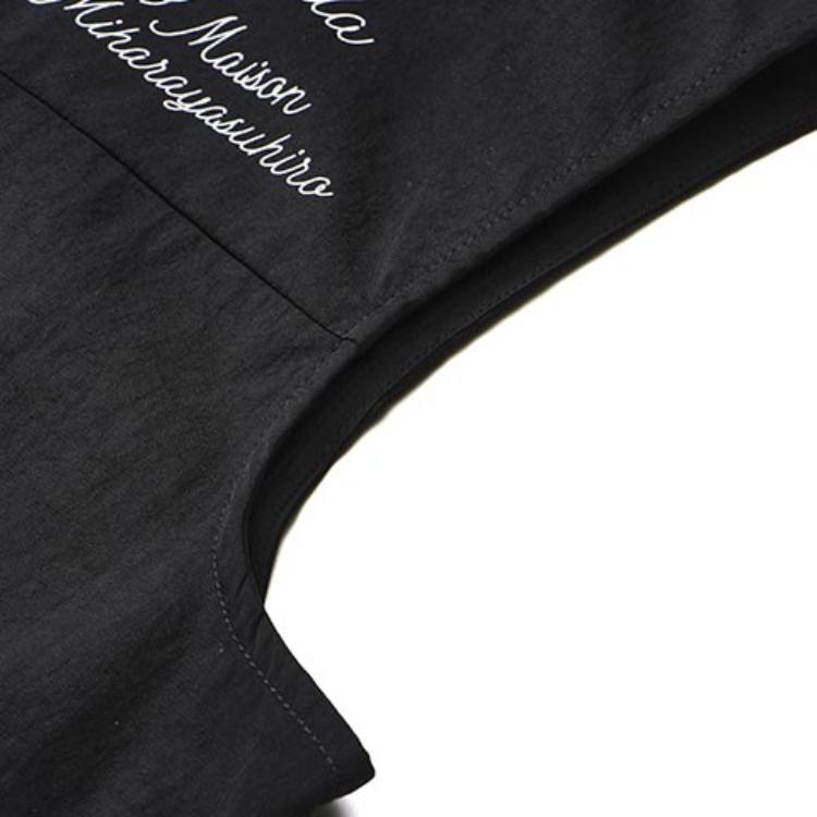 Fila X MIHARA YASUHIRO Однотонное платье-пуловер с принтом логотипа в виде букв, воротником-стойкой и без рукавов Женские платья Черный F11W233304F-BK