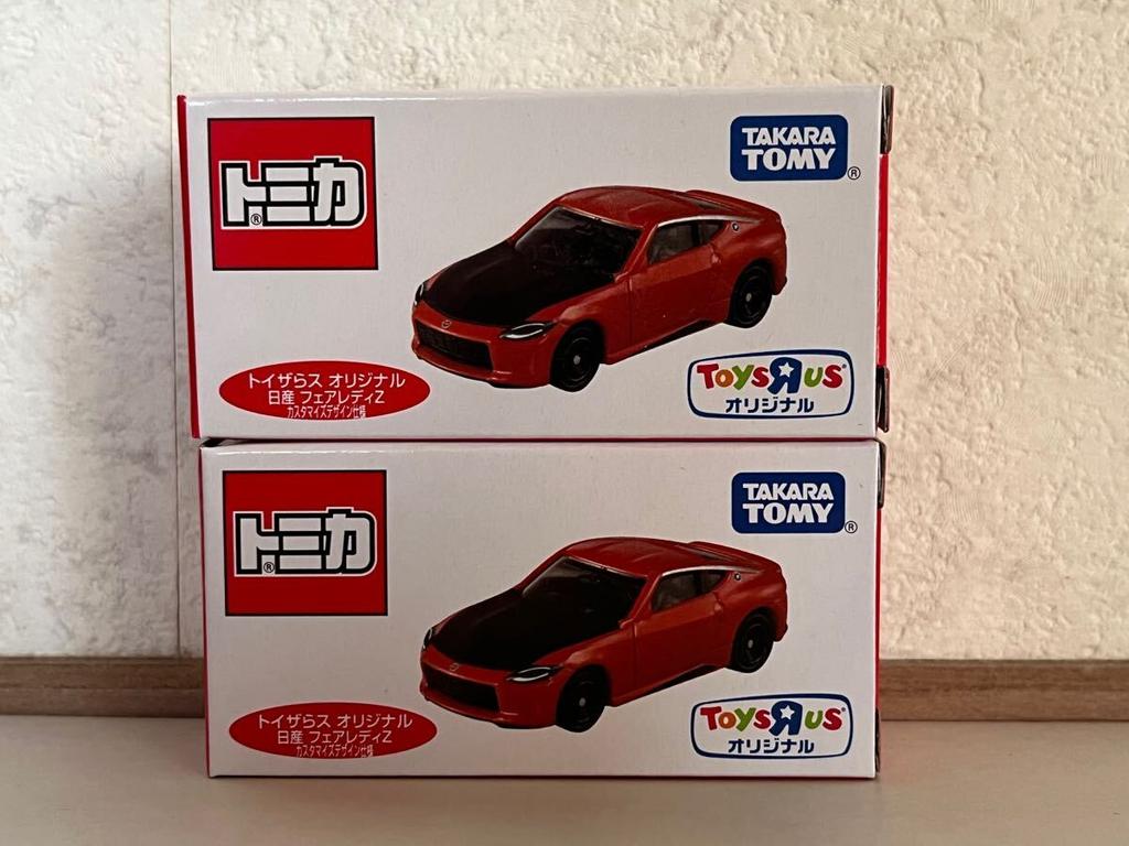 Tomica Оригинальный набор Nissan Fairlady Z Кастомный дизайн Январь остатки Игрушки"R"Us 2 машины (Выпущено 1, 2025) 5