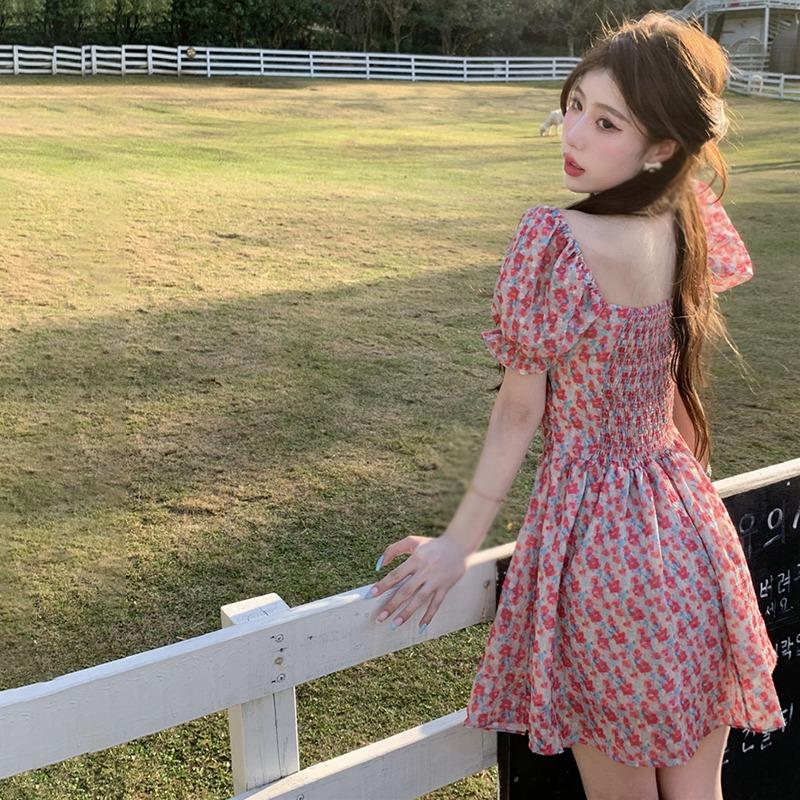 Летнее женское платье с цветочным принтом, шифоновые платья с пышными рукавами и квадратным воротником, с высокой талией