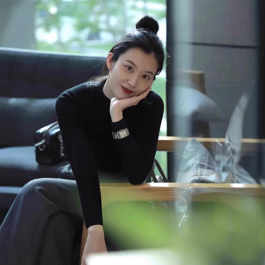 Spring, Autumn and Winter Black Semi-turtleneck Knitted Top Women's Slim Temperament Sweater Basic Bottom Shirt