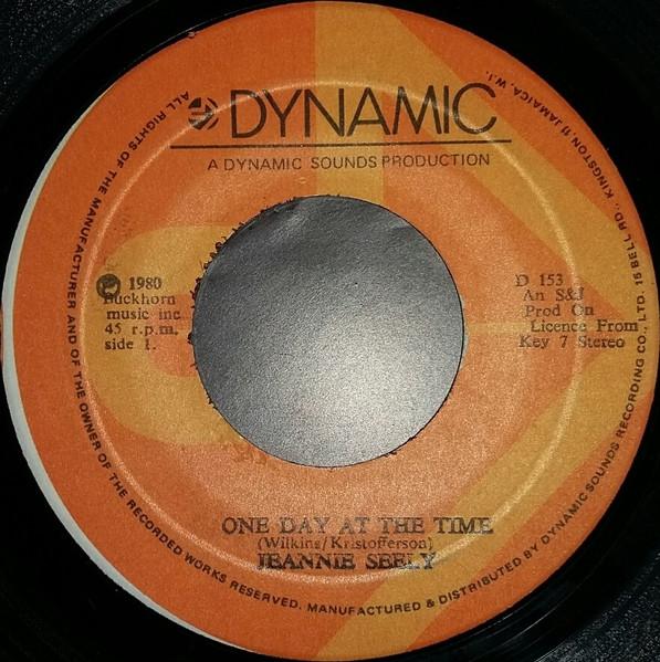 7-дюймовая пластинка JEANNIE SEELY SUSAN RAYE WARNER One Day At A Time D153 Dynamic Sounds 1980 Ямайка Поп Б/у