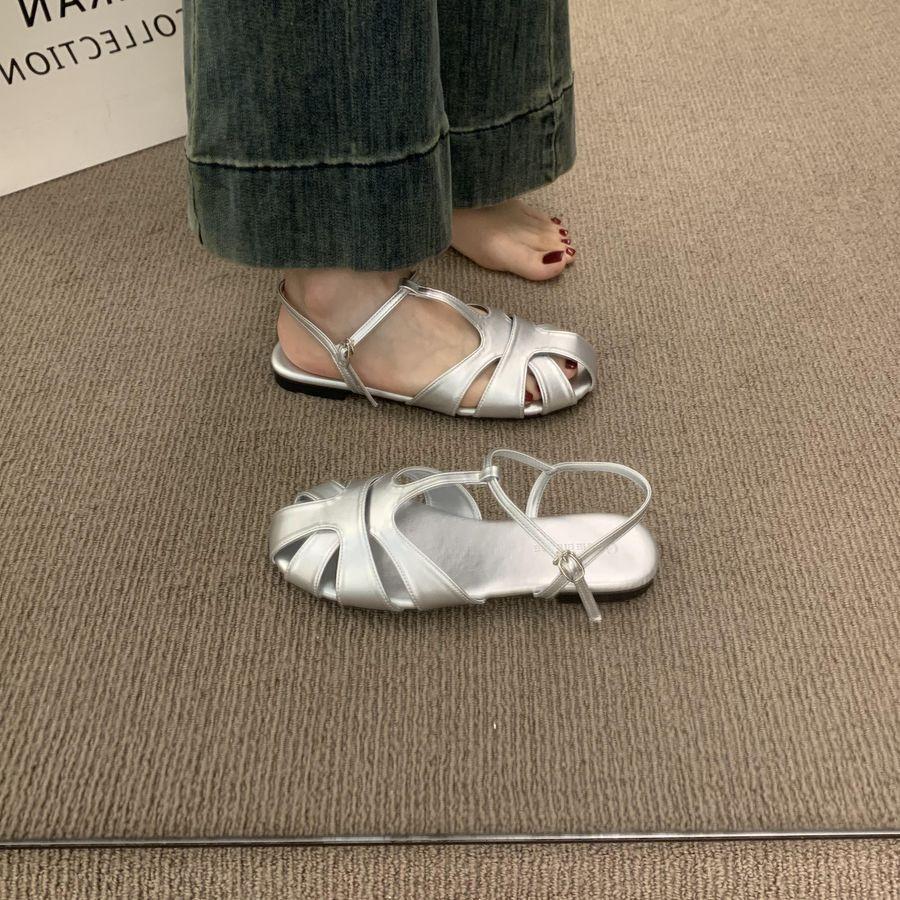 Retro Mori Woven Baotou Sandals Women's Summer 2025 New Hollow Round Head Pig Cage Shoes Flat Roman Shoes