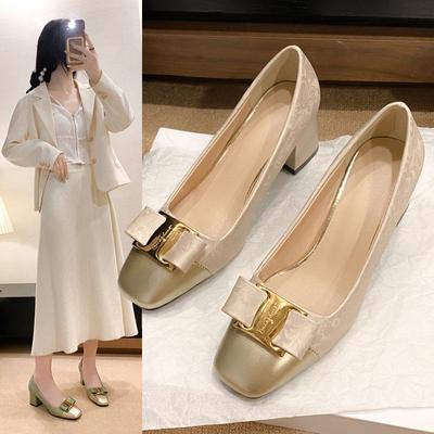 Французские ретро туфли на высоком толстом каблуке с квадратным носком в стиле Хепберн, одинарные туфли, весна-осень 2025, национальный стиль, вышивка, металлическая пряжка, сочетание цветов