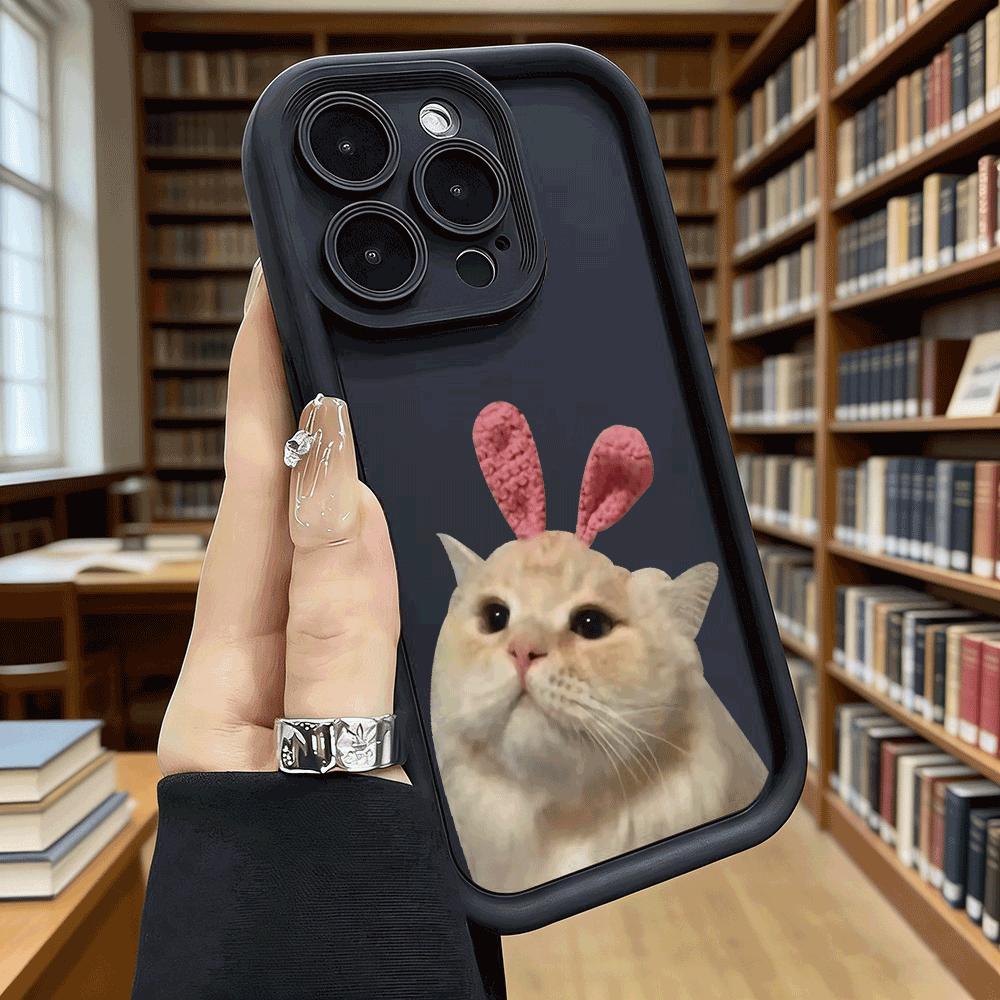 Чехол для телефона iPhone 17 16 15 14 13 12 11 Pro Max Plus с изображением кошки и розовых вязаных заячьих ушек, защитный, гелевый, гибкий, защитный.