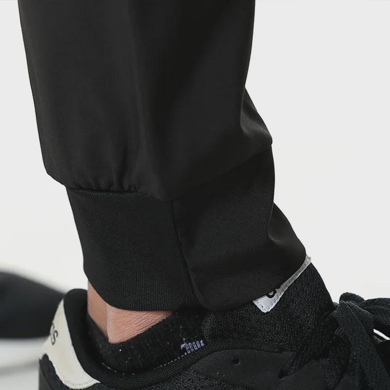 Мужские быстросохнущие спортивные брюки Ice Silk 2021 года с эластичными манжетами — идеальный вариант для фитнеса весной/летом