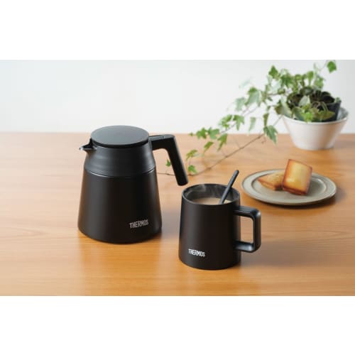 Thermos Vacuum Insulated Coffee Server 720ml Black All Parts Dishwasher Safe Coffee Dripper Thermos Structure Heat/Cold TTF-720 BK