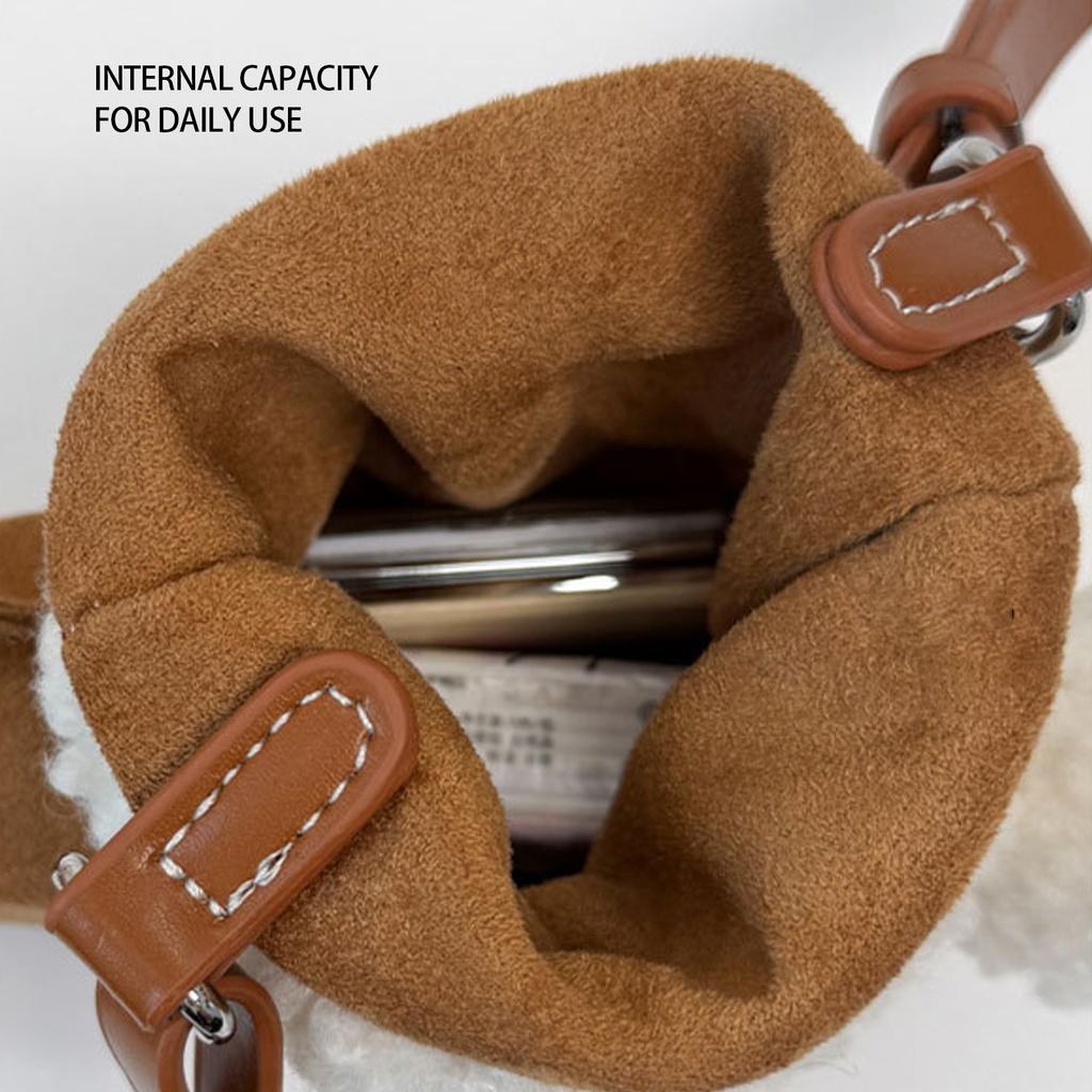 Christmas Deerskin Shoes Shape Solid Color Shoulder Crossbody Bag Cute Small Ball Ladies Shoulder Bag