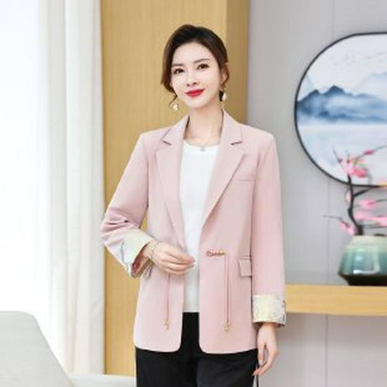 Mom's Autumn Wear: Women's Short Solid Color Suit Jacket for Middle-aged and Elderly - Lightweight Spring/Fall Style