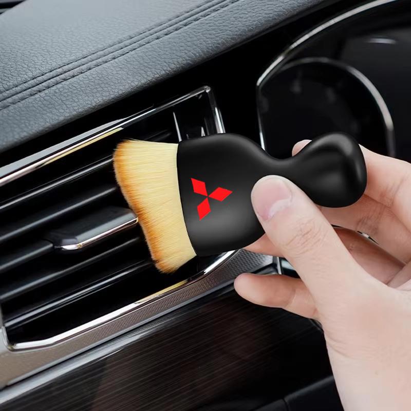 Car Interior Cleaning Soft Brush Tool Dust Remover For Mitsubishi Eclipse Lancer Outlander Pajero ASX Colt Space Delica Ralliart