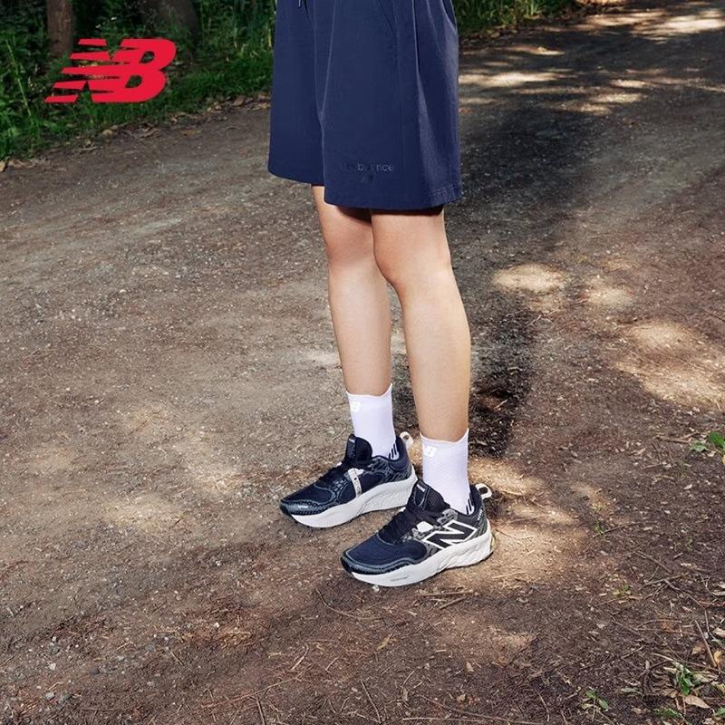 NEW BALANCE Женские легкие амортизирующие кроссовки для трейлраннинга и хайкинга WTHIERK8