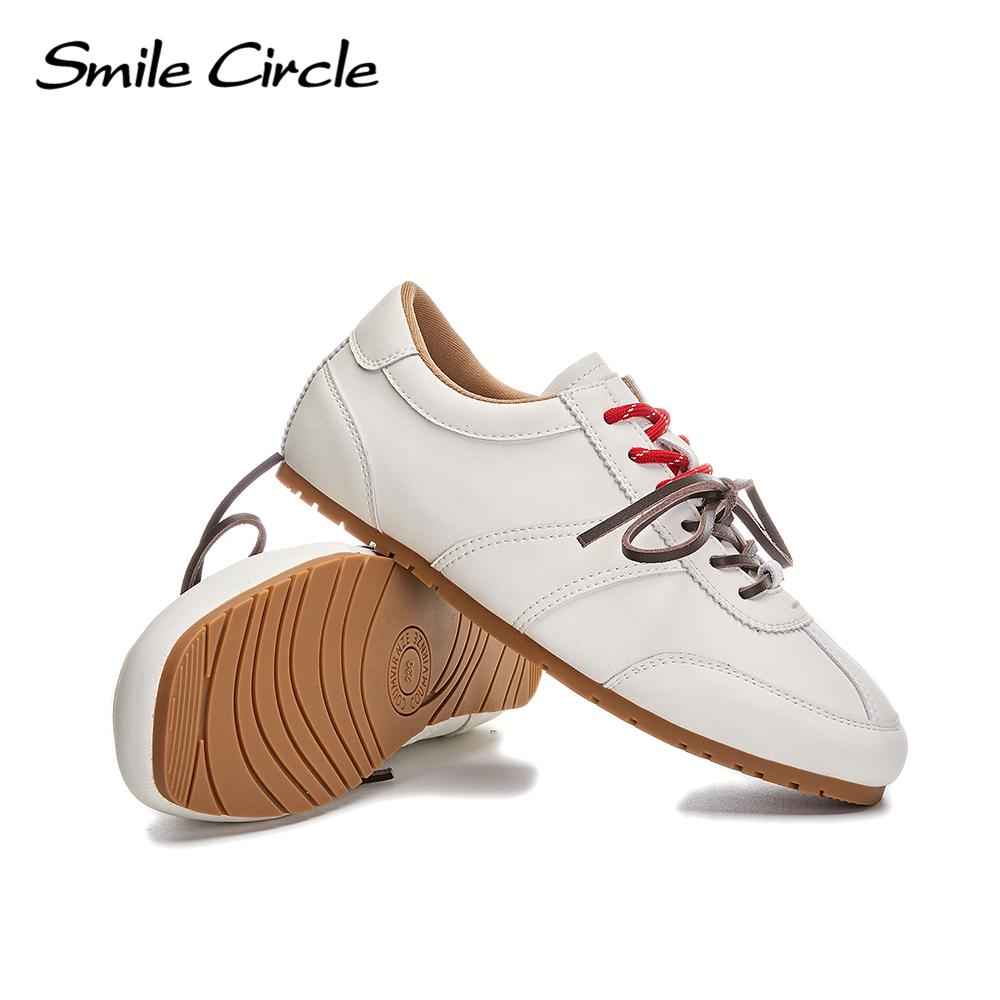 Женские кроссовки из натуральной кожи с круглым носком и шнуровкой, удобная модная повседневная обувь