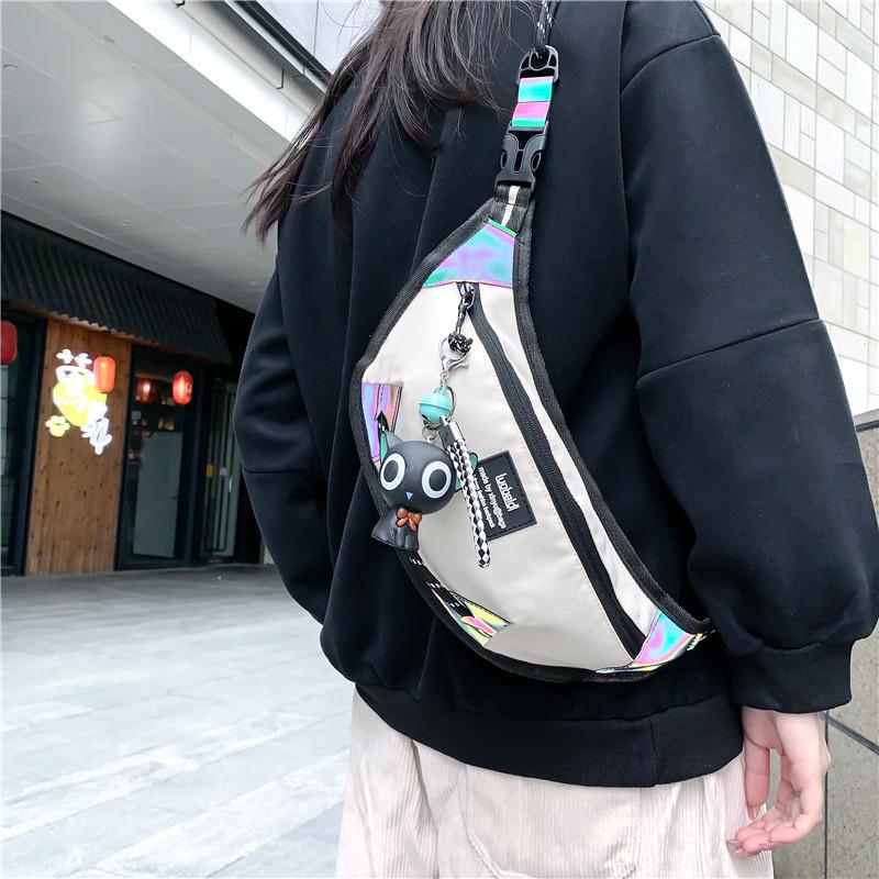 Fashion New Sports Breast Bag Fashion Men's Street Trend Messenger Bag, Mobile Phone Bag Harajuku Student Shoulder Bag