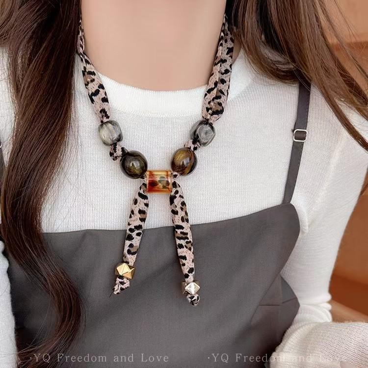 Женское ретро ожерелье-шарф с леопардовым принтом и бусинами - Регулируемая цепочка для свитера