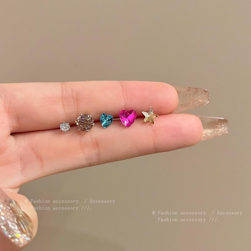 «Набор для пирсинга ушей с жемчугом в корейском стиле»: Маленькие, универсальные серьги для студентов — элегантные и простые ювелирные изделия высокого класса.