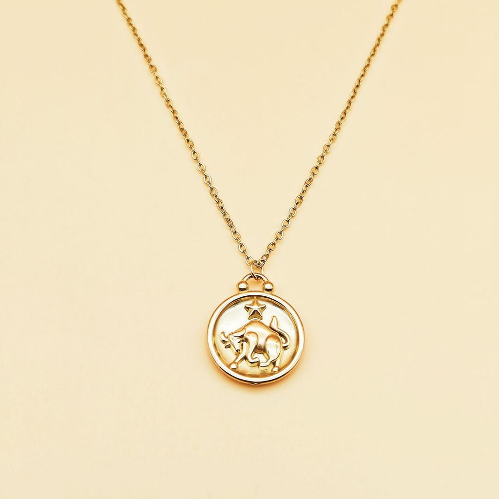 Маленькие и универсальные украшения для темперамента, рельеф двенадцати знаков зодиака, чувство дизайна, круглая подвеска, ожерелье из титановой стали для женщин