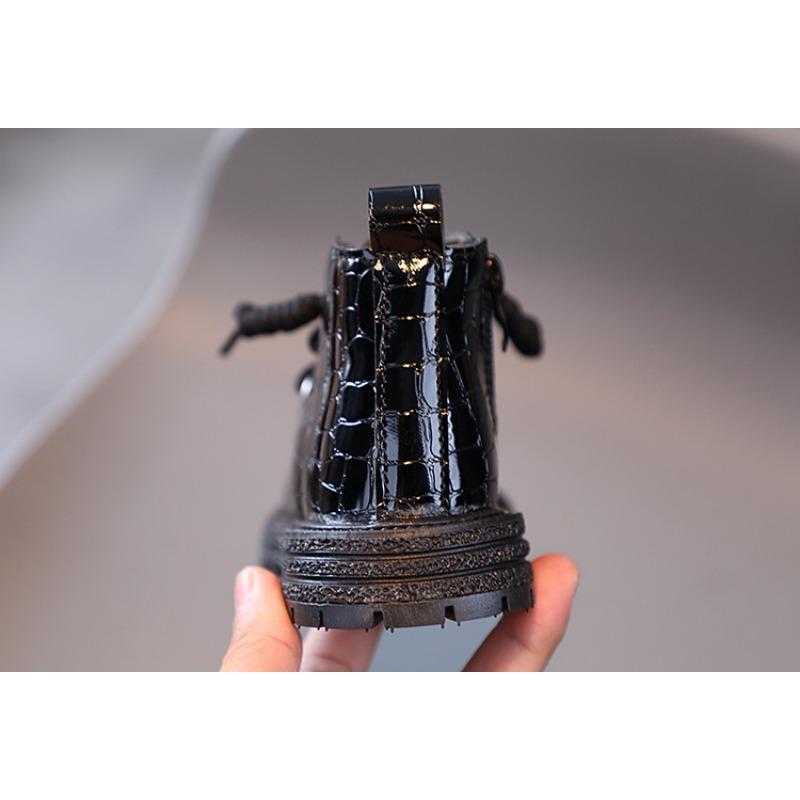 Детские ботильоны 2024 года, осенние лакированные туфли для мальчиков в британском стиле, ретро, модная обувь для девочек