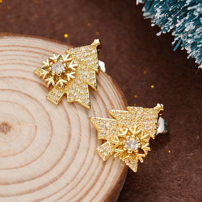 Light Luxury Princess Shiny Christmas Tree Stud Earrings Douyin Live Broadcast Popular Jewelry, Snowflake Winter Romantic Jewelry