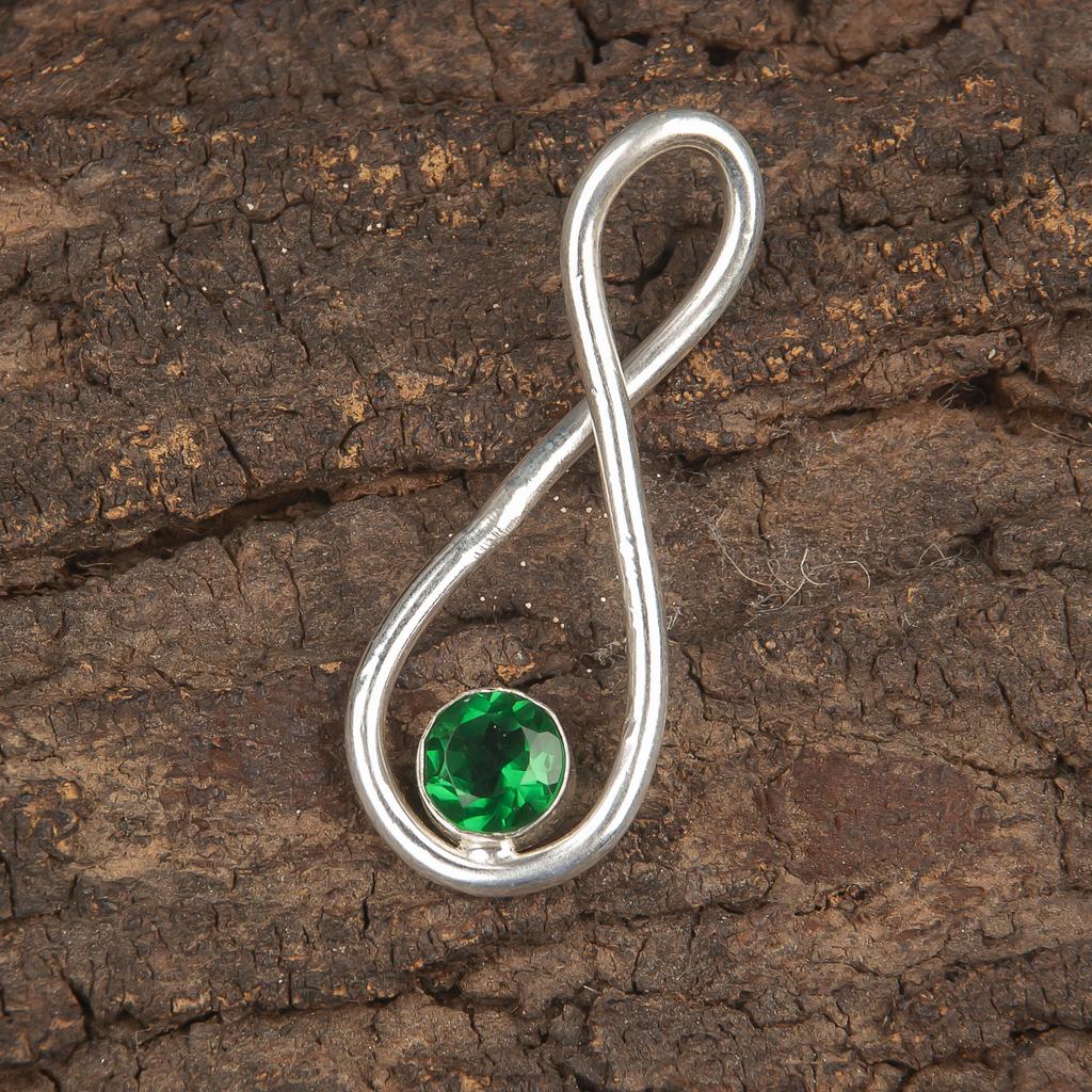 Wonderful Green Emerald Gemstone Handmade Boho Jewelry, Attractive Pendant For Gift, 925 Sterling Silver Pendant For Wedding Gift