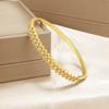 Light luxury, versatile, elegant, fashionable, with a high-end feel, featuring a design with copper inlay and sparkling zircon
