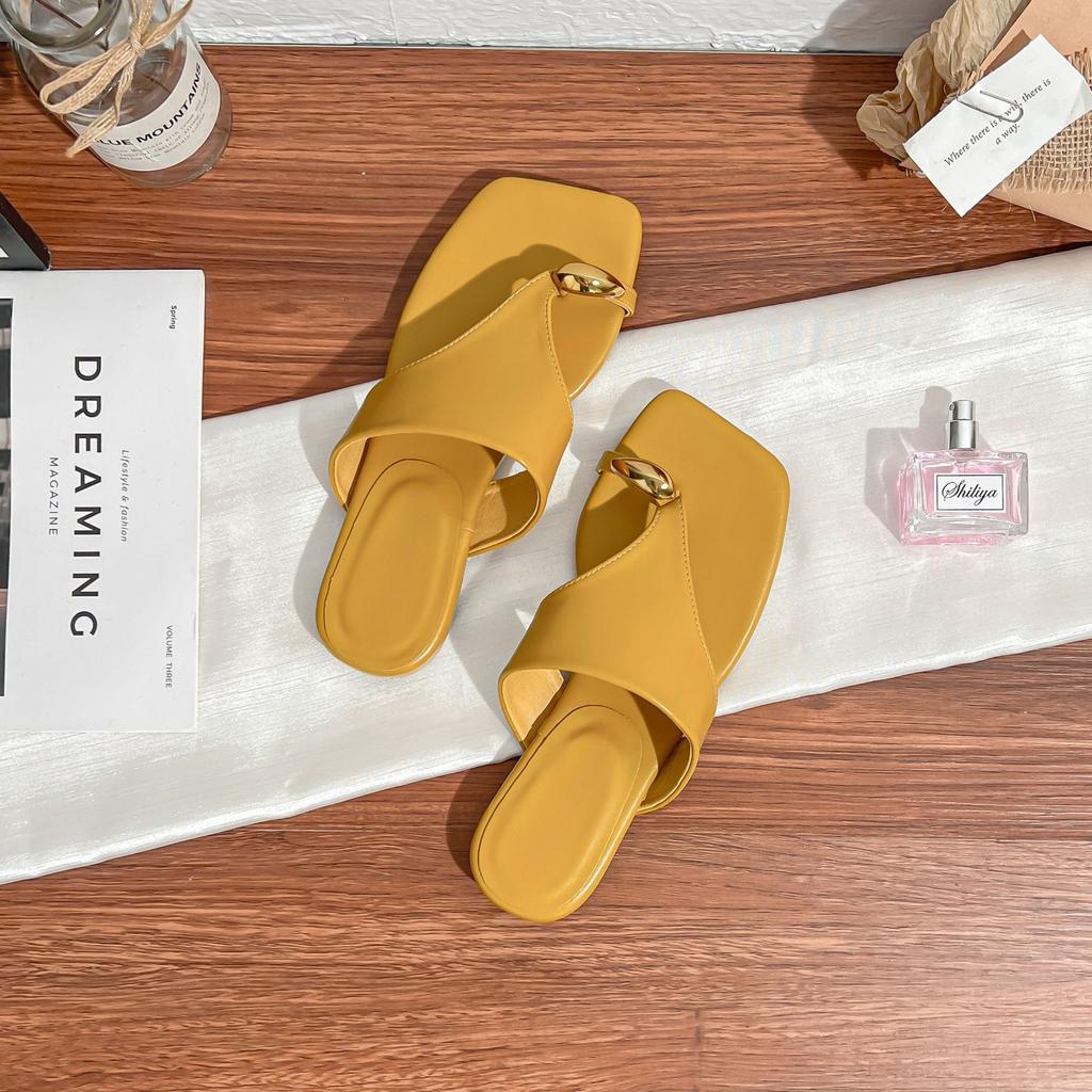 Grape Mother Summer New Toe Cool Slippers Women's Outer Wear Temperament Casual Slippers Women's Versatile 2025 Casual Sandals