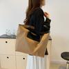 Сумки для покупок Трендовые простые сумки Сумки большой вместимости Женские сумки-шопперы 2024 летние новые простые сумки через плечо