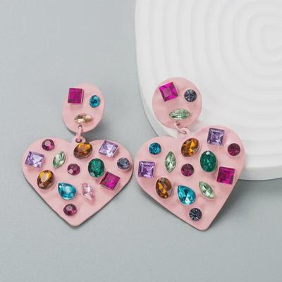 Серьги из сплава в форме сердца с цветными стразами: Модный и уникальный стиль