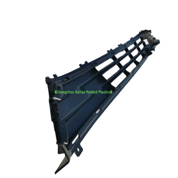 Нижняя решетка радиатора для Ford Mondeo 2017 (штейн) HS7317B968FCW